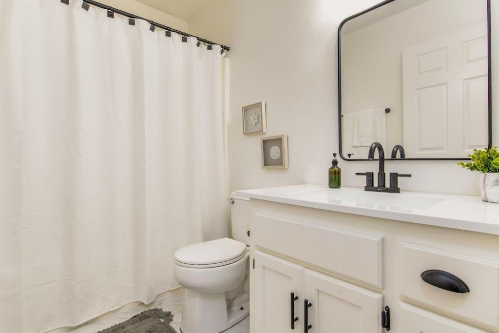 New! Close To Beach, Cozy, New Beds & Family Friendly Navarre Exterior foto